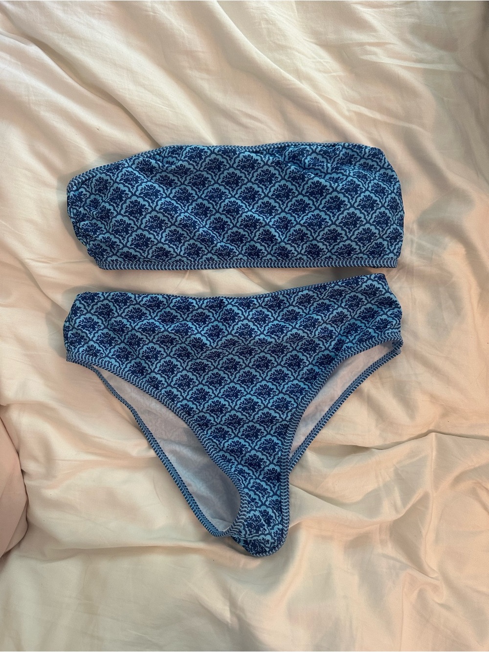 SHEIN Blue Patterned Strapless Bikini Set